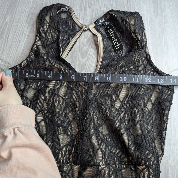 Love Stretch Lined Lace Sleeveless Jumpsuit Women's Size Medium NWT - Picture 11 of 16